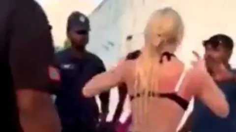 Una captura del vídeo compartido.