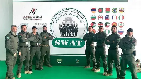 Equipo de la Policía Civil de Sao Paolo presente en ell II UAE Swat-Challenge que se celebra en Dubai. (Cedida)