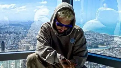 Maluma en lo alto del Burj Khalifa. (Instagram)