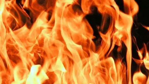 El incendio comenzó por un corto circuito.