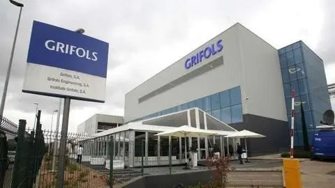 Instalaciones de la empresa española Grifols.
