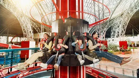Una de las atracciones infantiles en Ferrari World Abu Dhabi.