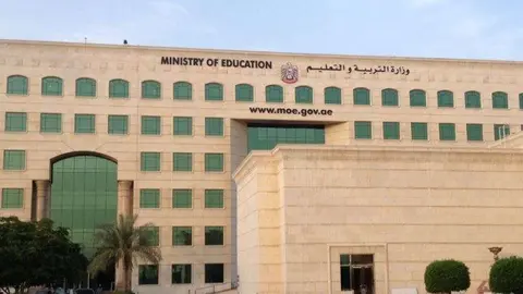 Un edificio del Ministerio de Educación en Emiratos Árabes Unidos.