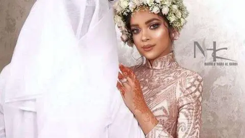 Una imagen de la pareja emiratí en su boda polémica.