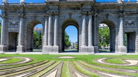La Puerta de Alcalá en Madrid.