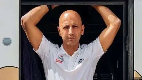 El deportista español Joxean Fernández ‘Matxín’, director del UAE Team Emirates en el hotel W de Yas Island. (instagram)