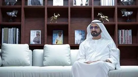 El gobernante de Dubai en  su casa en una publicación de Instagram.