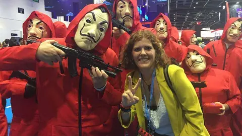 Personajes de 'La Casa de Papel' en el Comic Con de Dubai. (EL CORREO)