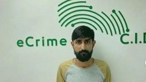 El delincuente fotografiado por la Policía de Dubai.