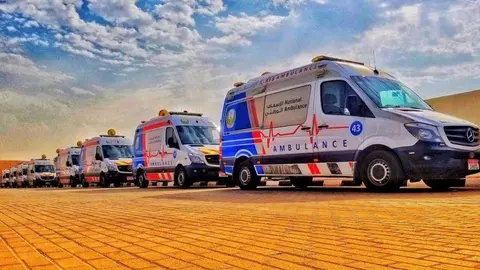 Ambulancias de Emiratos Árabes. (WAM)