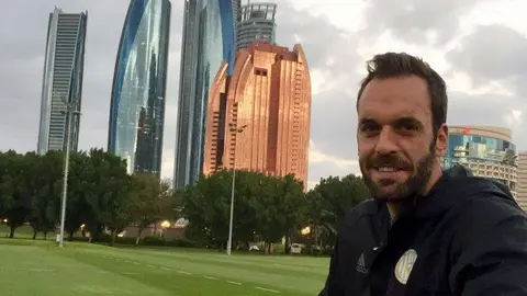 Manuel Almunia en Abu Dhabi. (R.Cañizares)