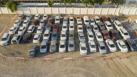 A modo ilustrativo, una imagen difundida por la policía de EAU de vehículos.