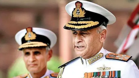 El almirante indio Karambir Singh. (Twitter)