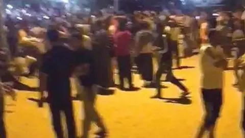 Una captura de pantalla de un vídeo difundido por Twitter.