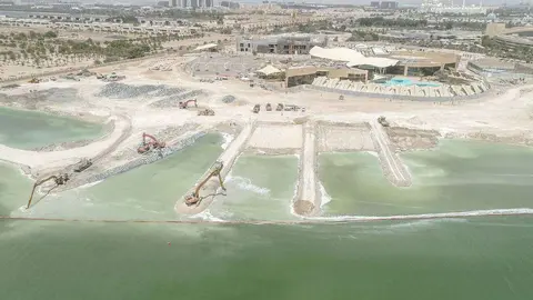 En la imagen de WAM, las obras del complejo deportivo.