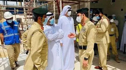 Una imagen difundida por la Policía de Dubai en la era del coronavirus.