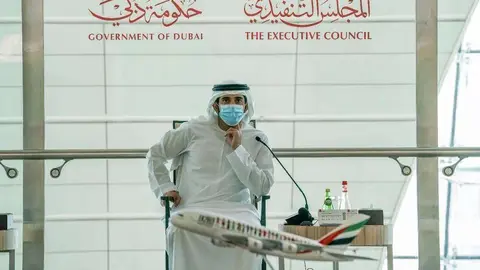 El jeque Hamdan en la Terminal 3 del Aeropuerto de Dubai. (Dubia Media Office)