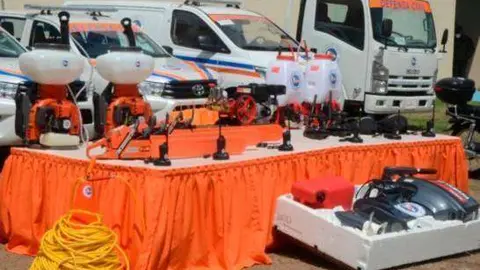 Vehículos y material adquiridos tras la donación de EAU a la República Dominicana. (Ministerio de Exteriores)