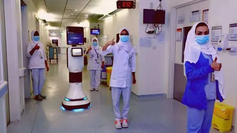 Personal sanitario en un hospital saudí. (arabnews.com)