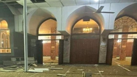 Mezquita atacada en la conocida como 'Zona Verde' de la capital de Afganistán. (@iranpress_news)