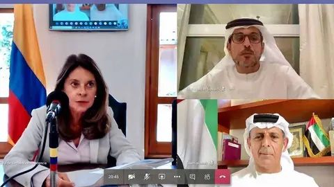 La agencia de noticias WAM, publicó esta imagen del encuentro virtual.