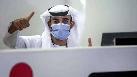 Personal sanitario en Emiratos Árabes Unidos. (WAM)