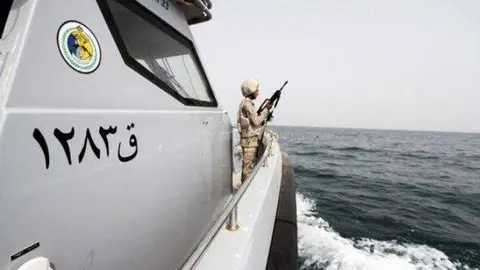 Un guarda costero de Arabia Saudita. (Saudi Gazette)