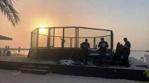 La imagen del ring en Abu Dhabi. (Twitter)