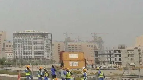 Trabajadores de la construcción en Dubai. (EL CORREO)