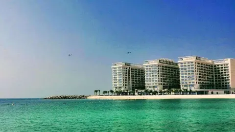 Una playa en la isla Al Marjan del emirato de Ras Al Khaimah. (EL CORREO)