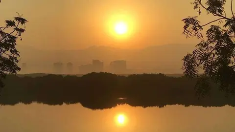 Amanecer sobre los manglares de Ras Al Khaimah. (EL CORREO)