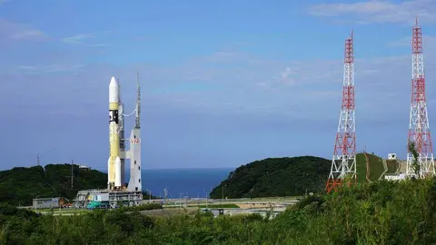 El cohete de lanzamiento de la sonda Hope a Marte, listo para el despegue. (@DXBMediaOffice)