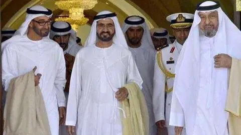 De izquierda a derecha, el príncipe heredero de Abu Dhabi, el gobernante de Dubai y el presidente de Emiratos Árabes Unidos.