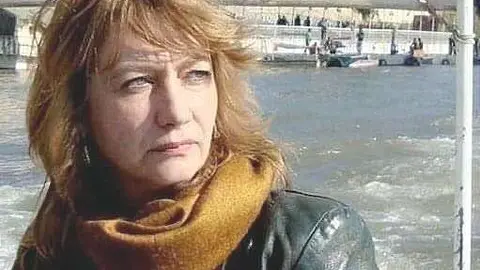 Hella Mewis, activista alemana liberada en Bagdad. (@hansiescobar)