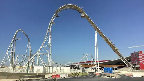 Montaña rusa de Ferrari World en Yas Island, la más rápida del mundo. (EL CORREO)