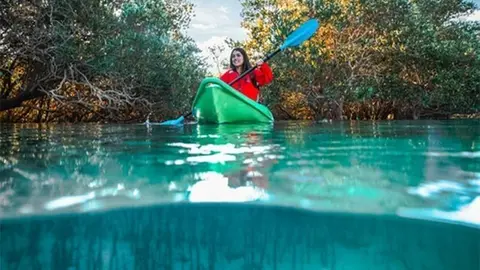 Promover el turismo interior en Abu Dhabi es el objetivo prioritario de la campaña. (WAM)