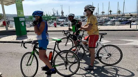 Un grupo de ciclistas. (EL CORREO)