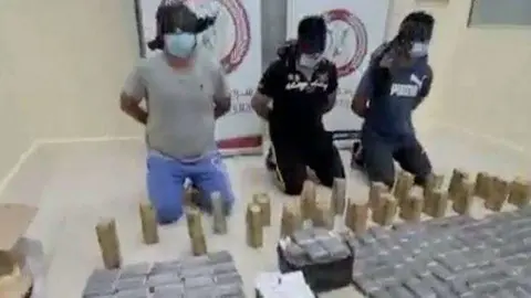 Captura de pantalla del vídeo difundido por la Policía de Abu Dhabi.