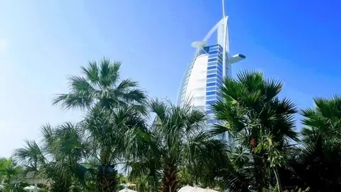Una imagen del Bur Al Arab. (EL CORREO)