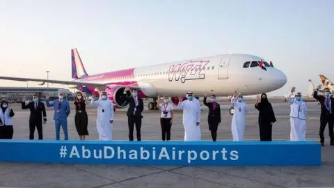Una imagen del primer avión de Wizzair Abu Dhabi. (Fuente externa)