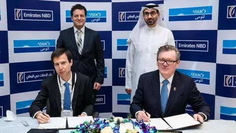 Un momento de la firma del Memorando. (WAM)