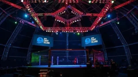 El ring de las peleas en Yas Island de Abu Dhabi. (WAM)