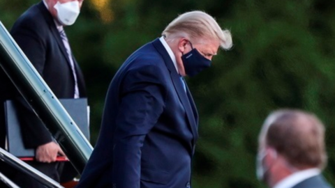 Trump justo antes de ingresar en el hospital. (Twitter)