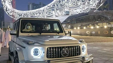 El gobernante de Dubai llega al Museo del Futuro. (WAM)