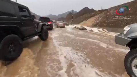 La carretera de Kalba, inundada. (@NCMS_media)