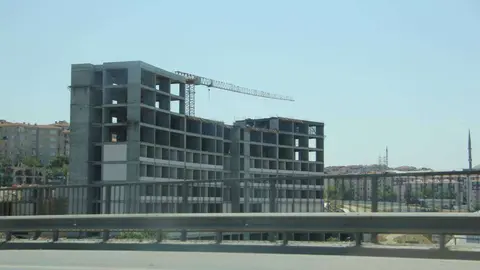 A modo ilustrativo, proyectos inmobiliarios en Turquía. (EL CORREO)