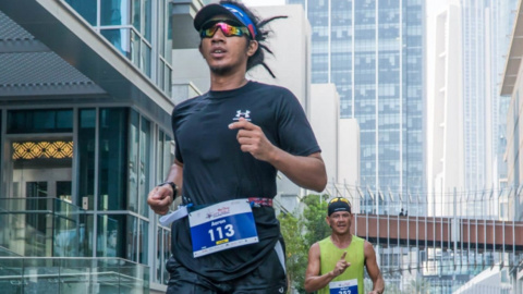 Uno de los participantes en una edición anterior del maratón DIFC. (Dubai Media Office)