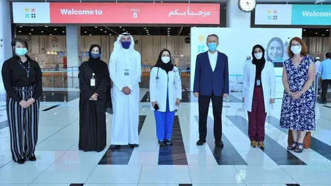 Recepción del embajador de EEUU en Abu Dhabi Health Services Company. (WAM)