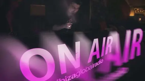 La cadena tiene su sede en Dubai.