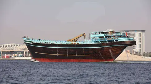 El dhow árabe más grande del mundo está anclado en Dubai. (WAM)